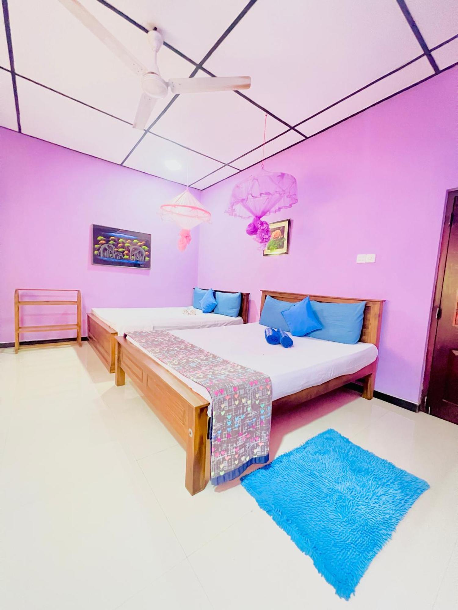 Gloriya Mathews Hotell Negombo Eksteriør bilde